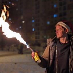  Андрей