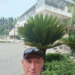  Андрей