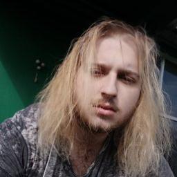  Андрей