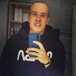  Антон