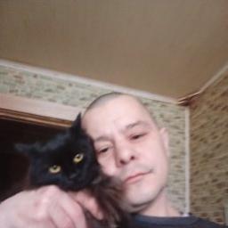 Максим