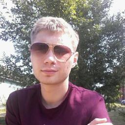  Максим