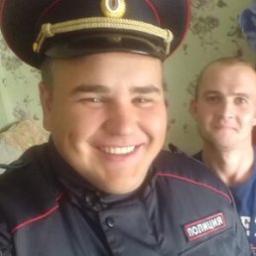  Сергей