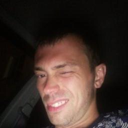  Ден