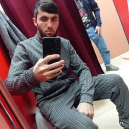  Али