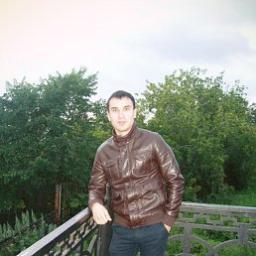  Рустэм