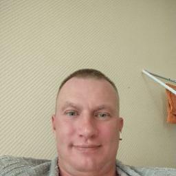  Андрей.