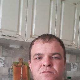  Олег