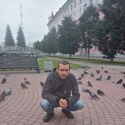  Максим