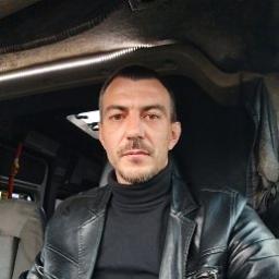 Олег