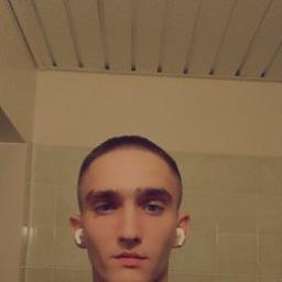  Сергей