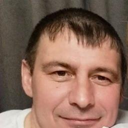 Артём