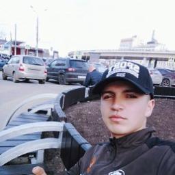  Борис