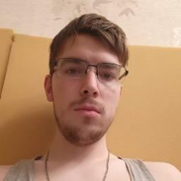  Артём