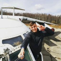  Роман