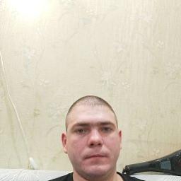  Максим