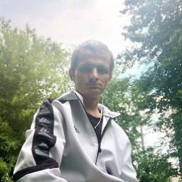  Анатолий