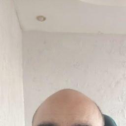  Артём