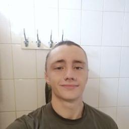  Андрей