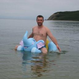  Рустам