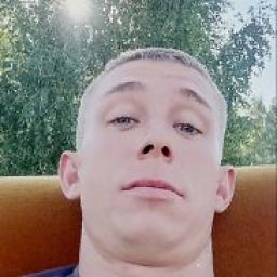  Андрей