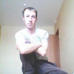  Анатолий