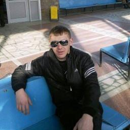 Женя