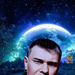  Денис