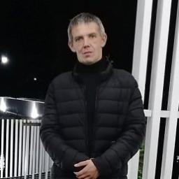  Maksim