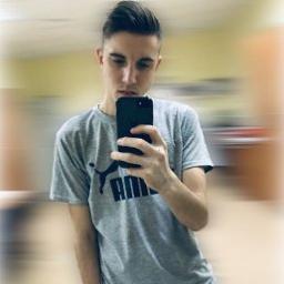  Maksim
