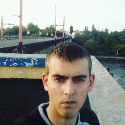  Андрей
