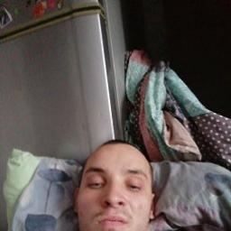  Олег