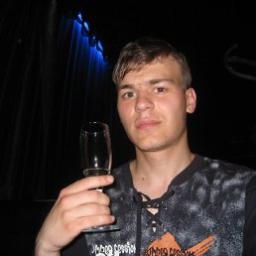  Максим Костиков