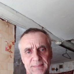  Юрий