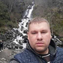  Олег