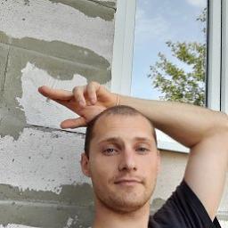  Андрей