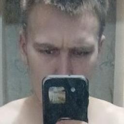  Денис