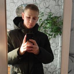  Андрей