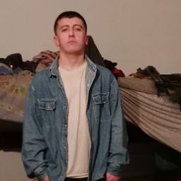  Камил