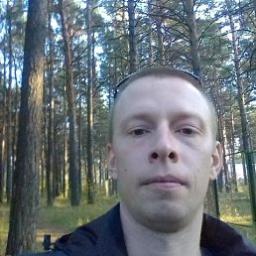  Анатолий