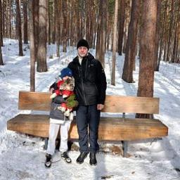  Артём