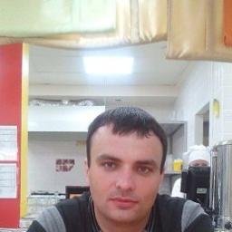  Максим