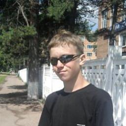  Артем