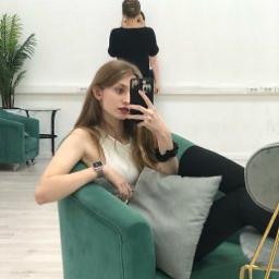  Кира