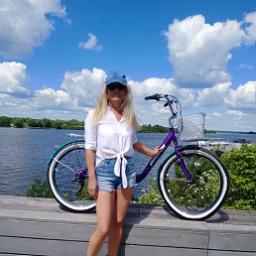  Елена