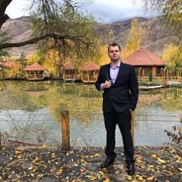  Антон