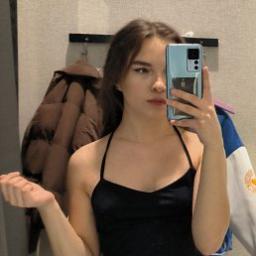  Ева