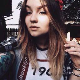  Яна