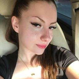  Алина