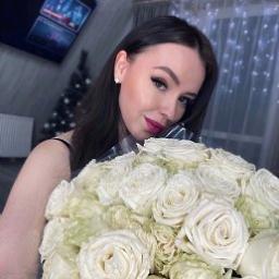  Алина